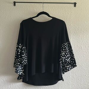 Black & White Polka Dot Sleeve Blouse